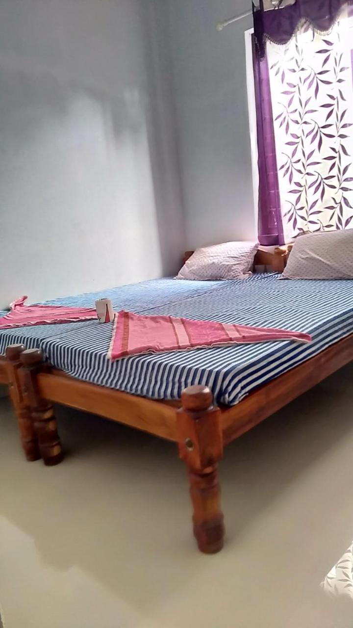 Golden Beach Home Stay Alappuzha ภายนอก รูปภาพ