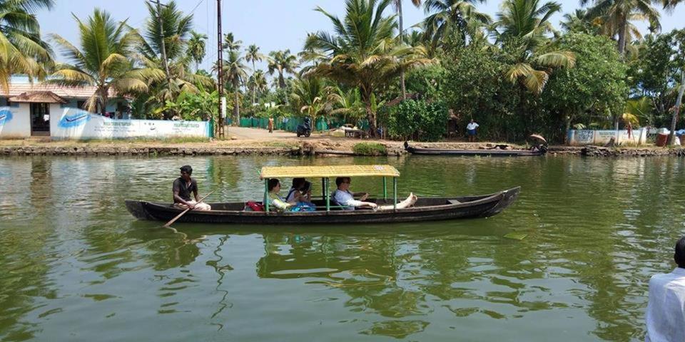 Golden Beach Home Stay Alappuzha ภายนอก รูปภาพ