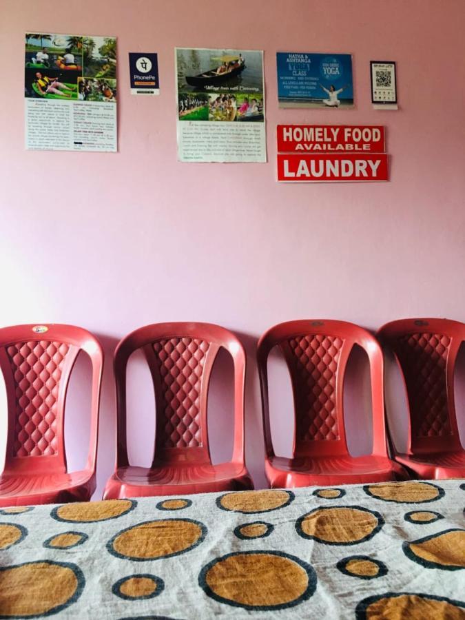 Golden Beach Home Stay Alappuzha ภายนอก รูปภาพ